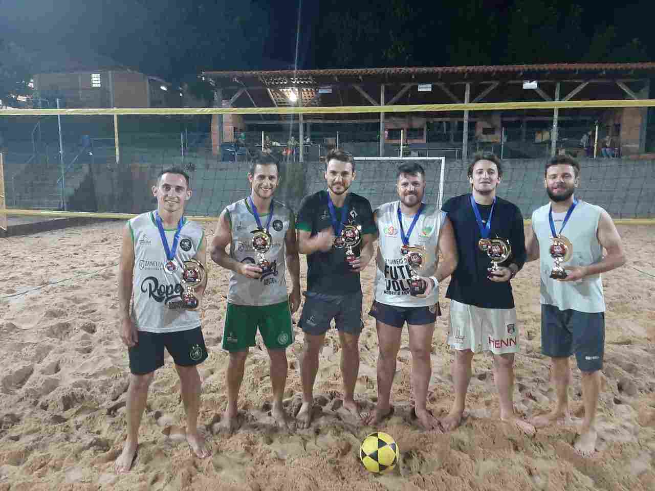 Administração Municipal realiza torneio de futevôlei